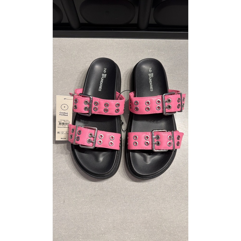 No Boundaries Women 9 Pink Buckle Platform Sandals Grommet Comfort Footbed NWT